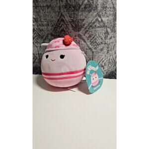 Marlene the Strawberry Cereal Squishmallow (5-inch) – NWT & Scented